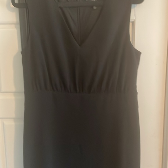White House Black Market Black dress. Size 12 - Picture 3 of 10